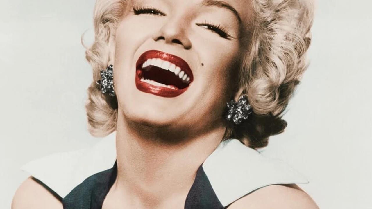 Les rituels beauté de Marilyn Monroe révélés ! Découvrez les 6 secrets simples de l'actrice iconique