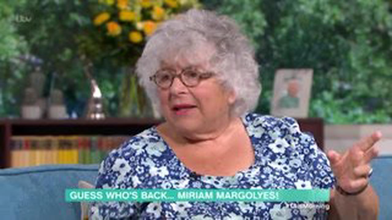 Miriam Margolyes brands Leonardo DiCaprio 'A bit smelly' as she argued 'Boys don't wash!'