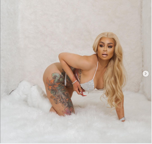 Blac Chyna flaunts her bikini body in new sexy photos?