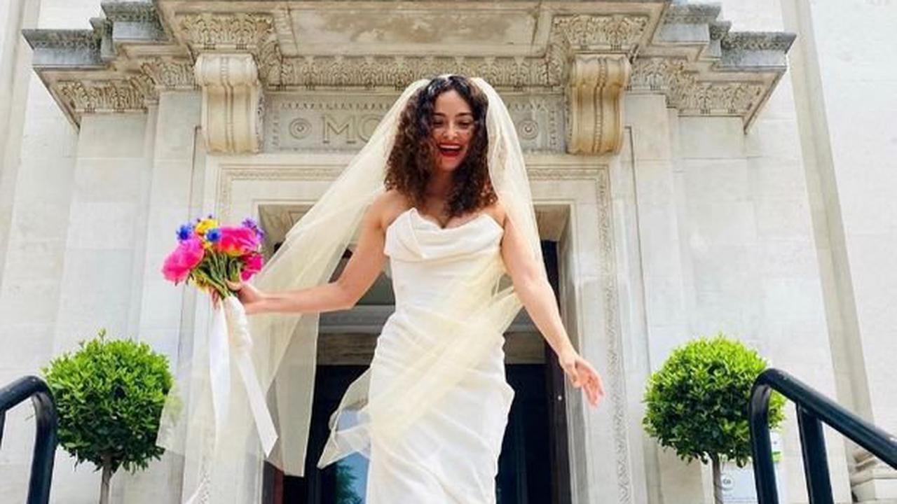 Hollyoaks And The Witcher Star Anna Shaffer Shares Stunning Snaps From Wedding Opera News