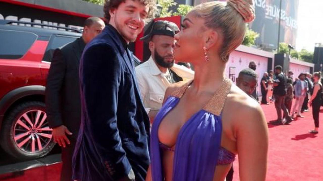 The Bet Awards Interaction Between Jack Harlow And Saweetie Has Sparked A Wave Of Memes Opera News