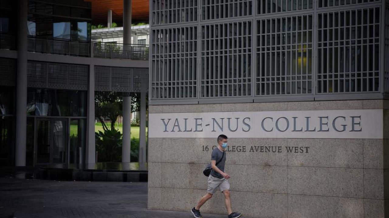 First-year students from Yale-NUS will receive refunds if they withdraw by  Sept 17 - Opera News