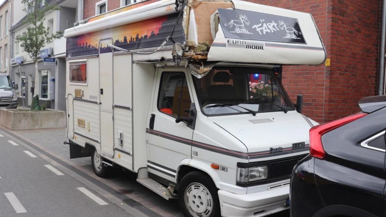 POL-ME: Wohnmobil fährt gegen Lieferfahrzeug - Monheim am Rhein