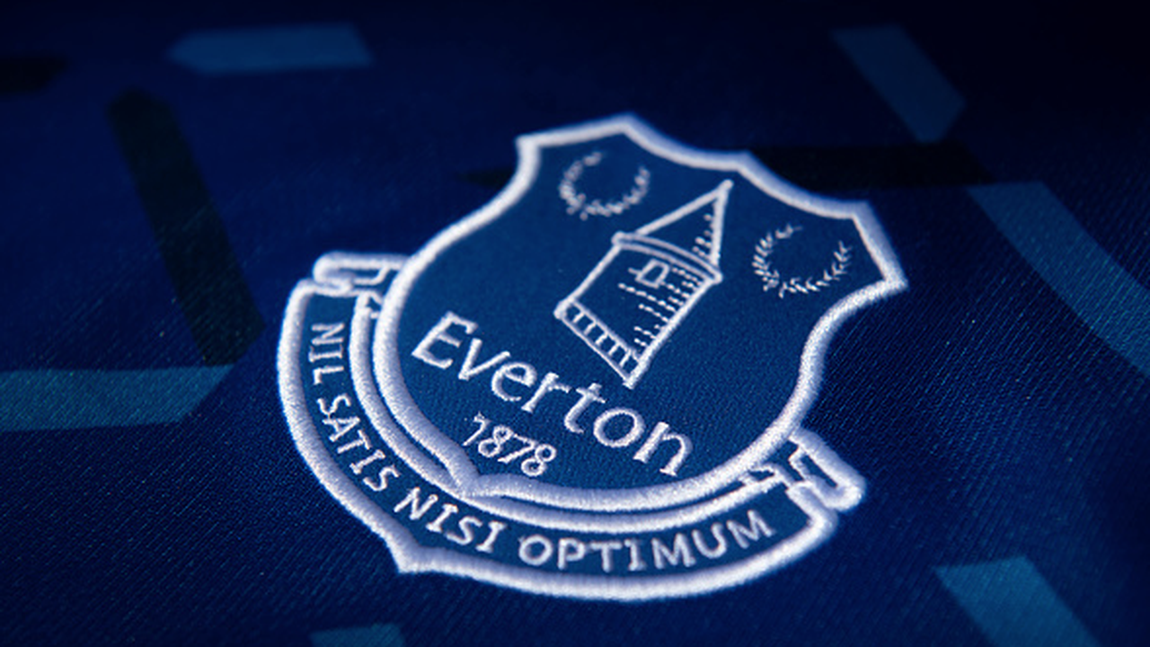 Player set to sign 2 year Everton contract – Waiting for ‘green light’ to complete move