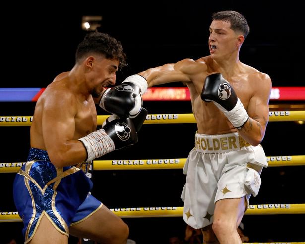 Youtube Vs Tiktok Boxing Results Including Austin Mcbroom Vs Bryce Hall Opera News