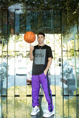 Clubhouse Media Group S Doiyen Management Signs Exclusive Social Media Consulting Deal With Singer Songwriter Austin Mahone Opera News