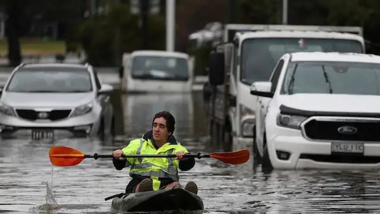 Flutkatastrophe an Australiens Ostküste: Zehntausende auf der Flucht
