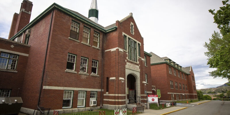 215 Bodies Found At Residential School For Children In Canada Opera News