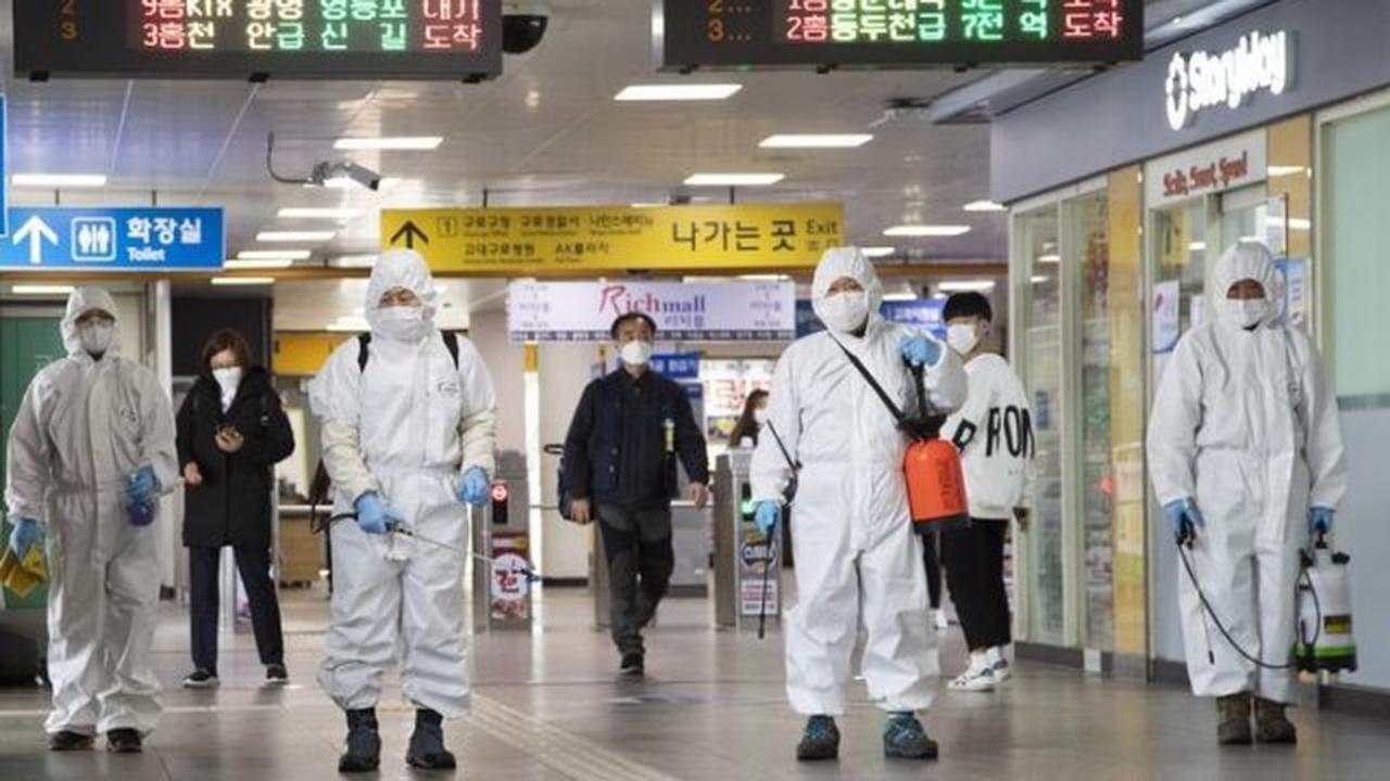 В Южной Корее за сутки выявили менее 10 тыс. зараженных коронавирусом