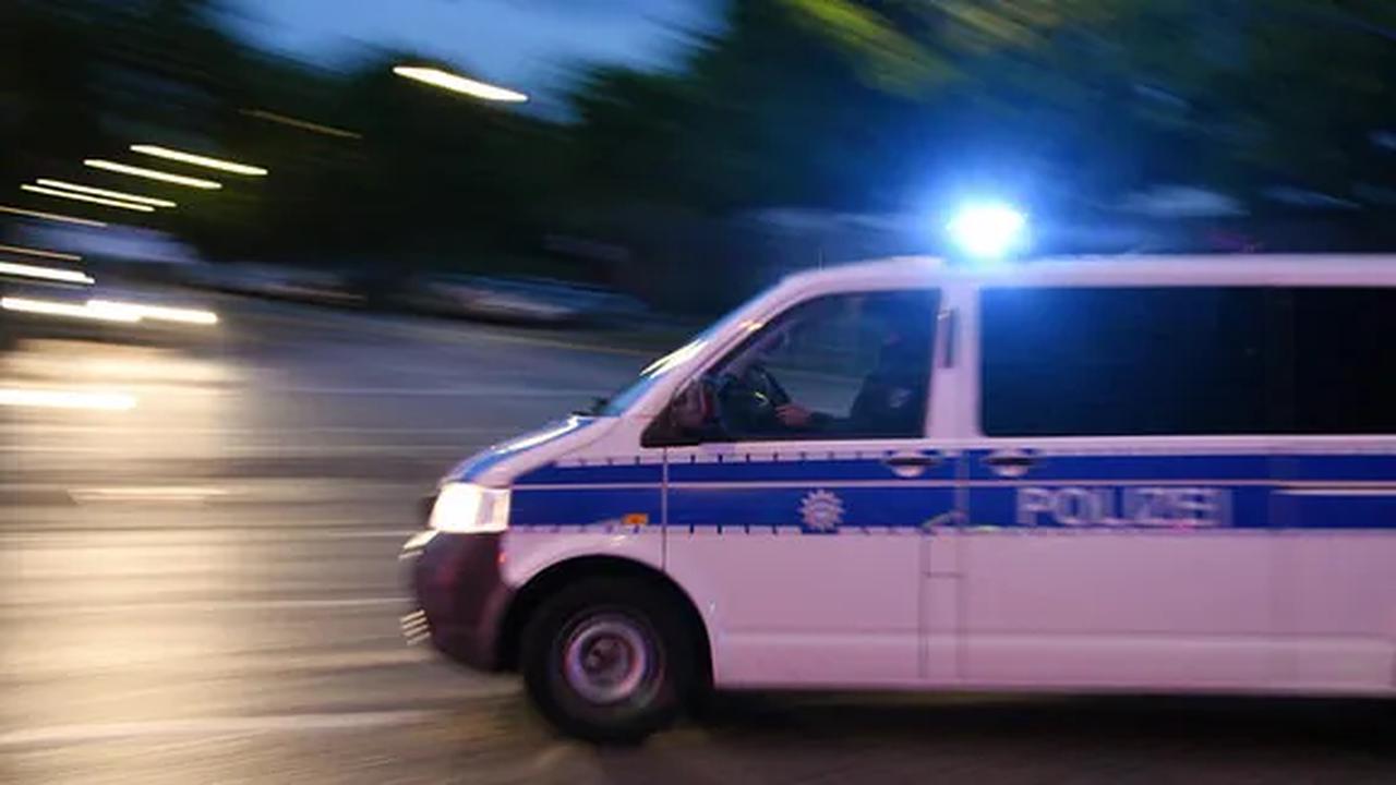 Polizei Erfurt: Rassistischer Angriff auf Mitarbeiter eines Sicherheitsdienstes