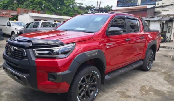 2023 TOYOTA HILUX GR SPORT/ELECTRIC ROLLER SHUTTER $10.9M – Jamaica Classifieds