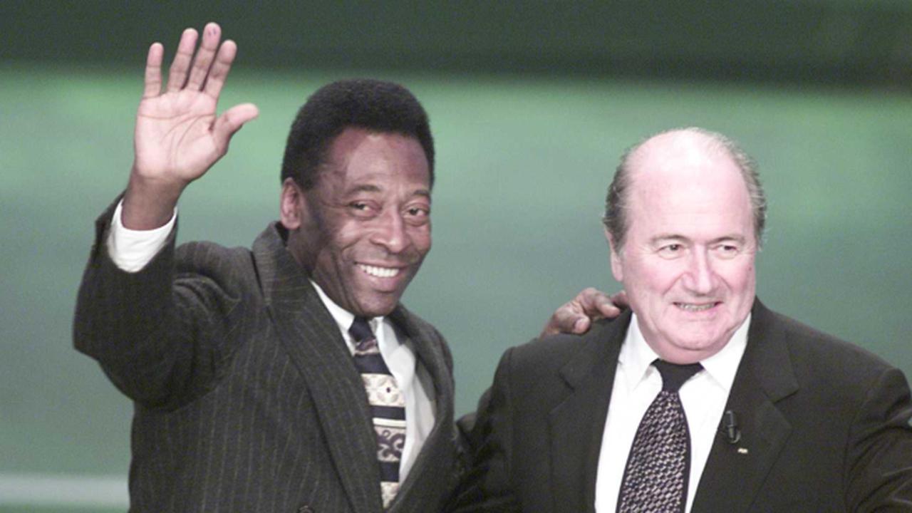 Revisiting Pele's bizarre FIFA 100 list: 'I'm behind 11 Frenchmen? It's a  joke' - Opera News