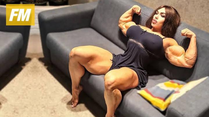 who-is-the-biggest-female-bodybuilder-to-have-walked-the-earth