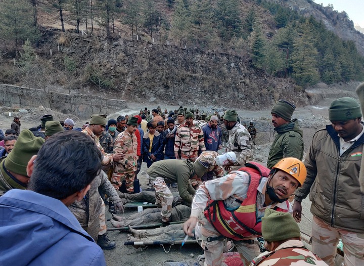 At least 200 people are missing and nine killed after mountain glacier crashed into dam and triggered massive flood in India?(photos)