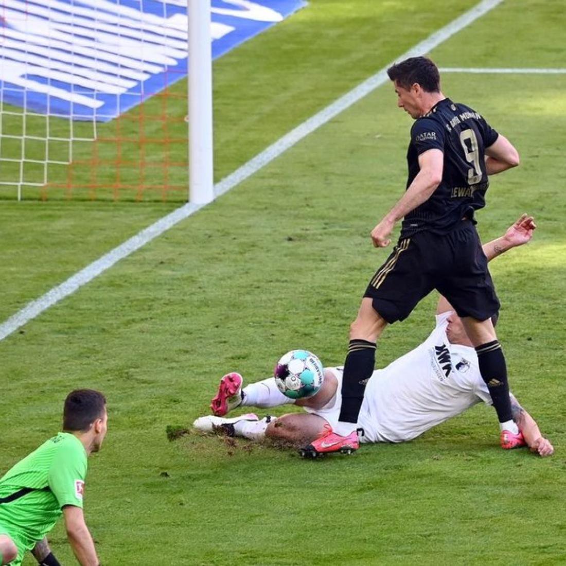 41 Treffer Lewandowski Verbessert Tore Rekord Von Gerd Muller Opera News