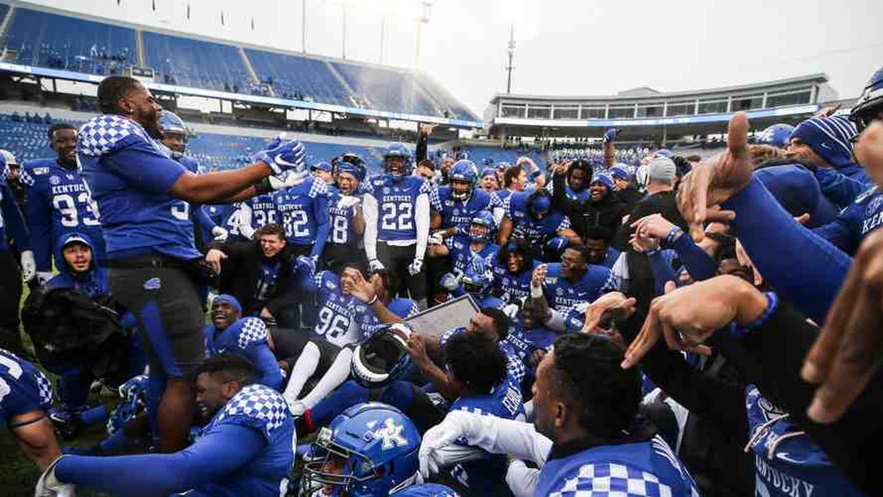 What is the Governor’s Cup? Kentucky vs. Louisville rivalry explained