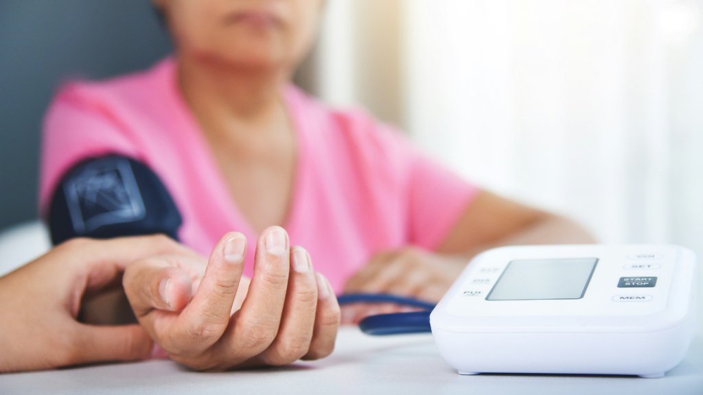 Heart medication could help stop harmful blood clots
