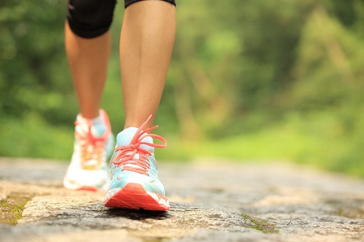 The Best Women’s Walking Shoes for Foot Health, According to Podiatrists