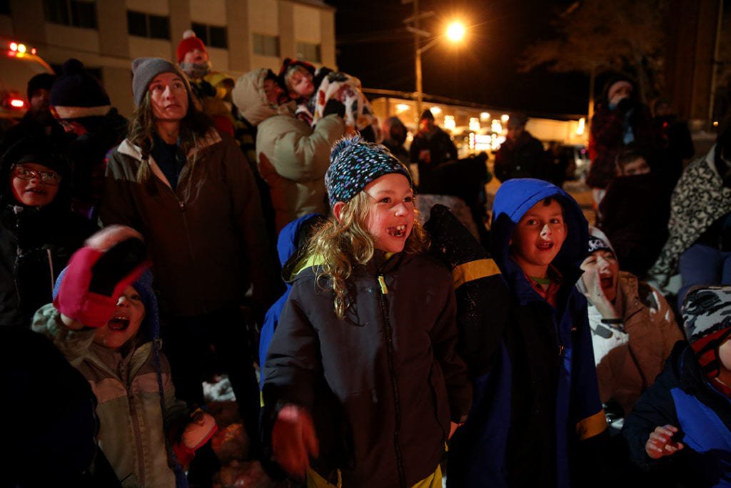 Plymouth New Hampshire Christmas Parade 2022 Surprise' Promised At 2021 Downtown Casper Christmas Parade - Opera News