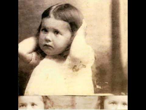 Azure Ray Returns Seminal Indie Folk Duo Speaks About New Record And Influencing Phoebe Bridgers And Taylor Swift Opera News