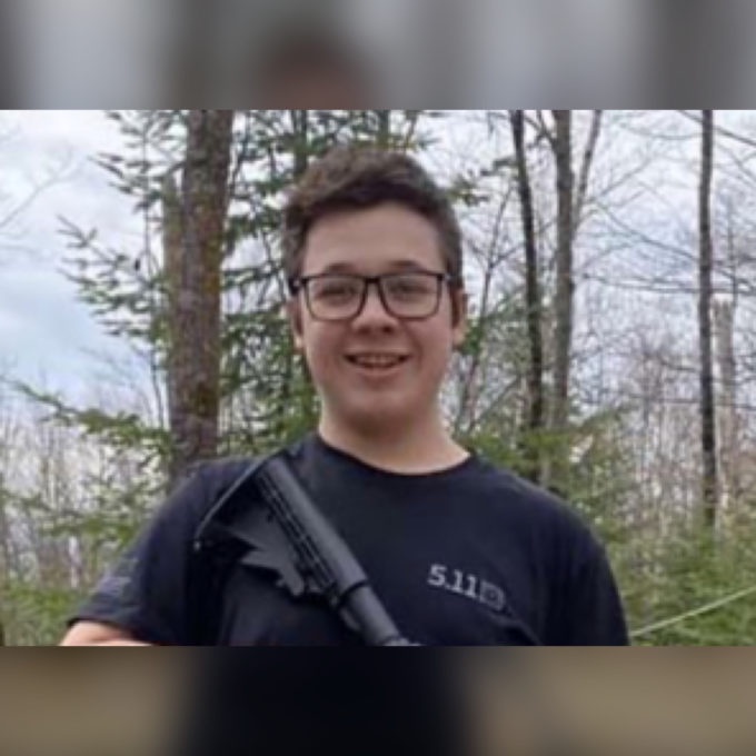 Kenosha Wisconsin Shooter Kyle Rittenhouse Shows Up To Local Bar Wearing Free As F K T Shirt Opera News