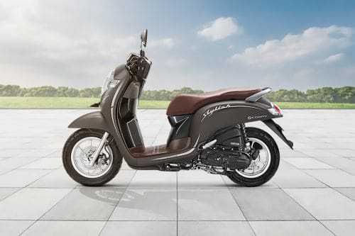 Adu Fitur Yamaha Fazzio vs Honda Scoopy, Mana Paling Canggih?