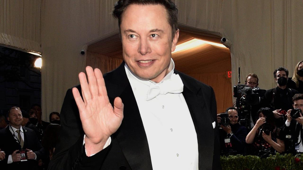 Elon Musk told father to ‘be quiet’ in awkward text after he body shamed him in press
