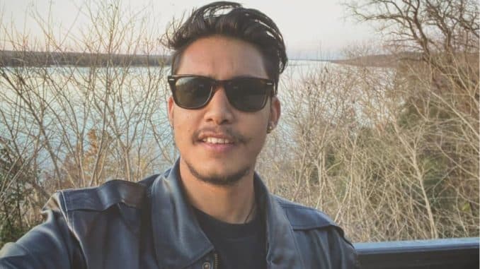 American Idol S Arthur Gunn Drops Two New Acoustic Songs Audio Opera News