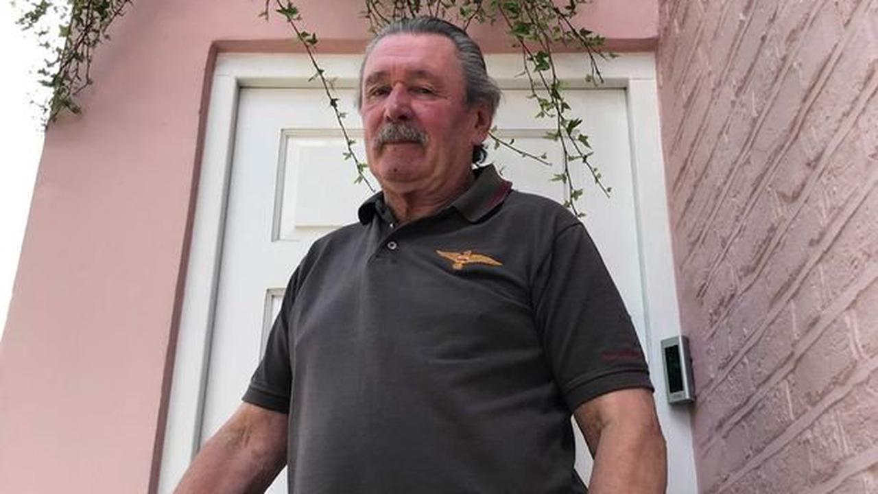 Grandad's huge bill as Ring doorbell catches influencers taking selfies outside home