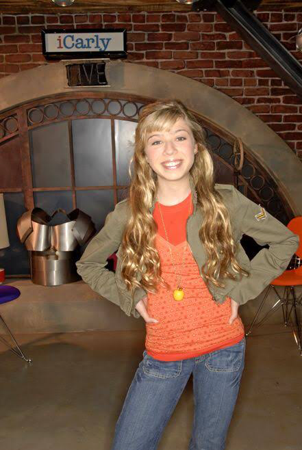 Young Jennette McCurdy playing Sam Puckett on iCarly