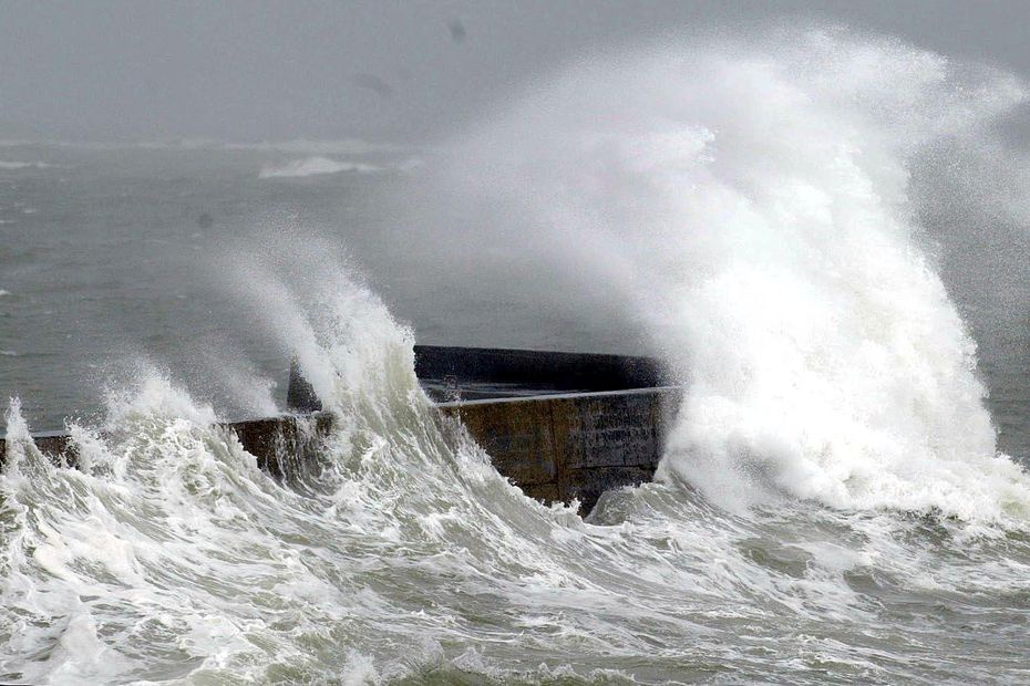 Vents Violents Pluies Orageuses Alerte Crues La Bretagne En Vigilance Jaune Opera News