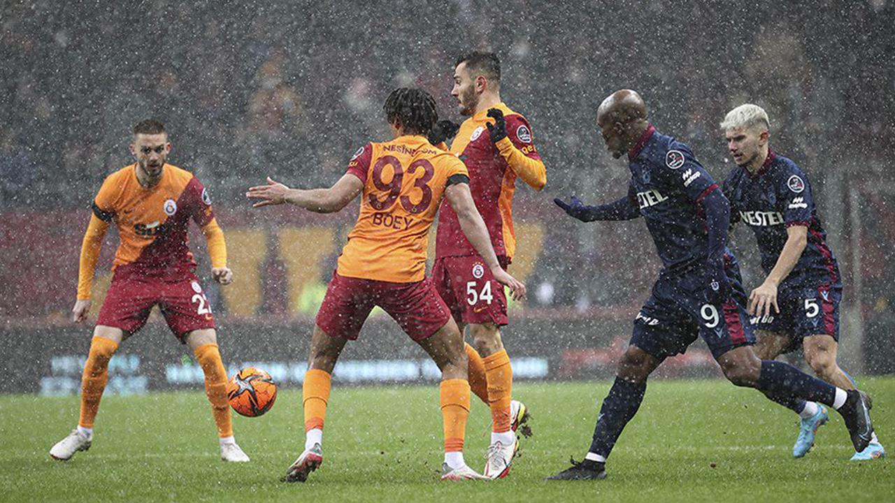 1:2! Zwei Patzer kosten Sieg – Horror-Ende für Galatasaray gegen Trabzonspor!