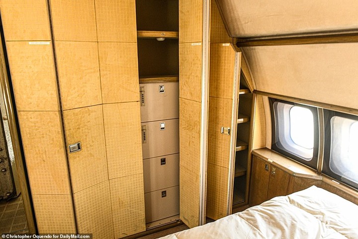 See Inside Jeffrey Epstein S Rusting Private Jet He Used In Sex