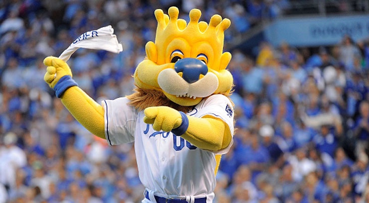 Royals Paint It Blue Campaign Coming To Kansas City S Plaza Ahead Of Opening Day Opera News