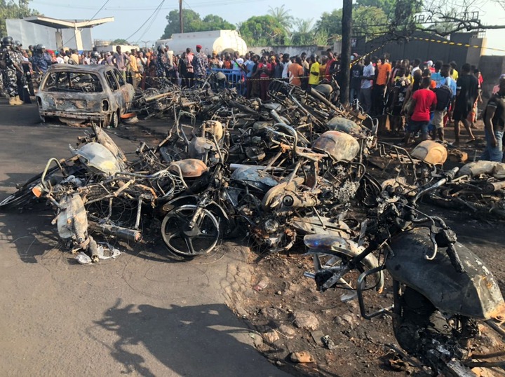 99 killed in fuel tanker explosion in Sierra Leone  (photos)