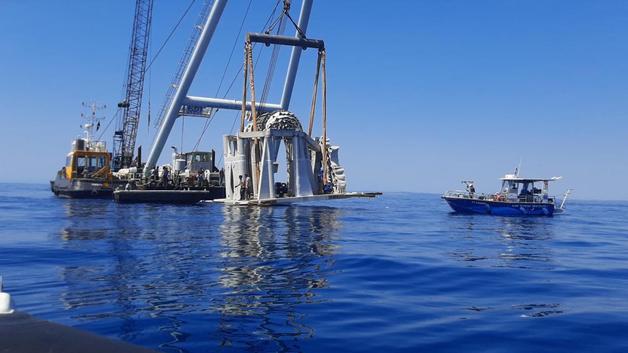 Au large du Cap-d'Agde : l'impressionnante immersion d'un récif artificiel construit en 3D