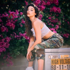 376b48f42f237629c288fa2ed5d397eb?quality=uhq&format=webp&resize=720&watermark=true