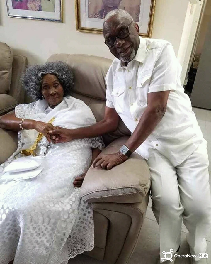 Meet the 100 year mother of J.J.Rawlings