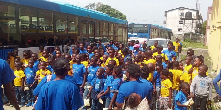 The BookMobile Tour: 120 kids explore Lagos, learning and having fun all the way