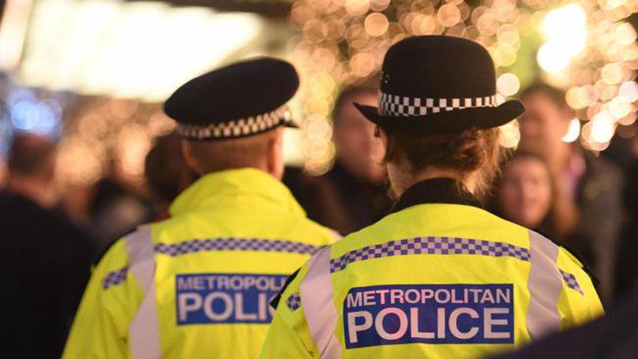 Teenager held after two Jewish men attacked in north London