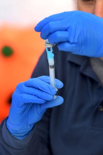 221029-et-tje-vaccine-clinic-04.jpg