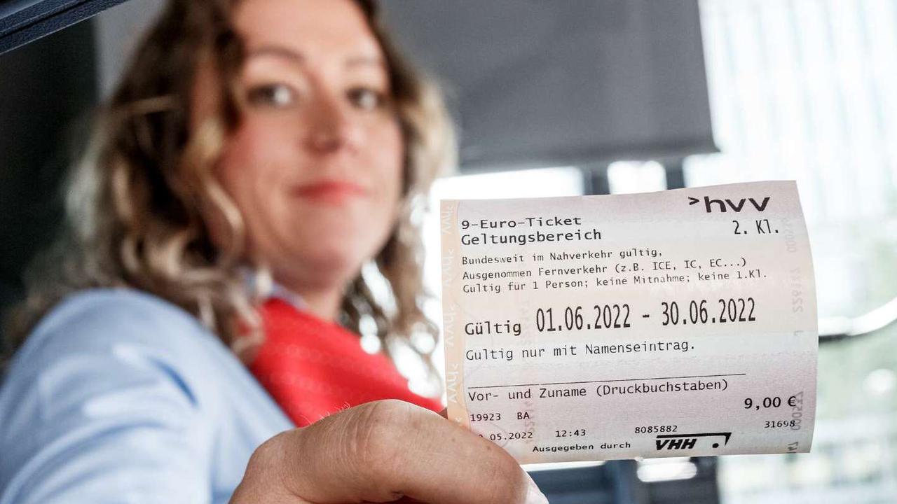 Bahn- und Verkehrsverbünde erwarten großen Andrang: Bundesweiter Verkauf von Neun-Euro-Ticket beginnt