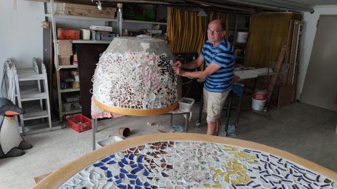 Aichach/Obergriesbach: Bruchstücke aus 300 Tassen werden zur "Sammeltasse" für Aichacher Kunstmeile