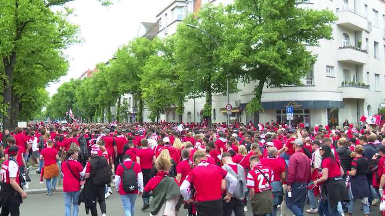 DFB-Pokal: Freiburg-Fans mit Pyro-Einsatz gegen RB Leipzig