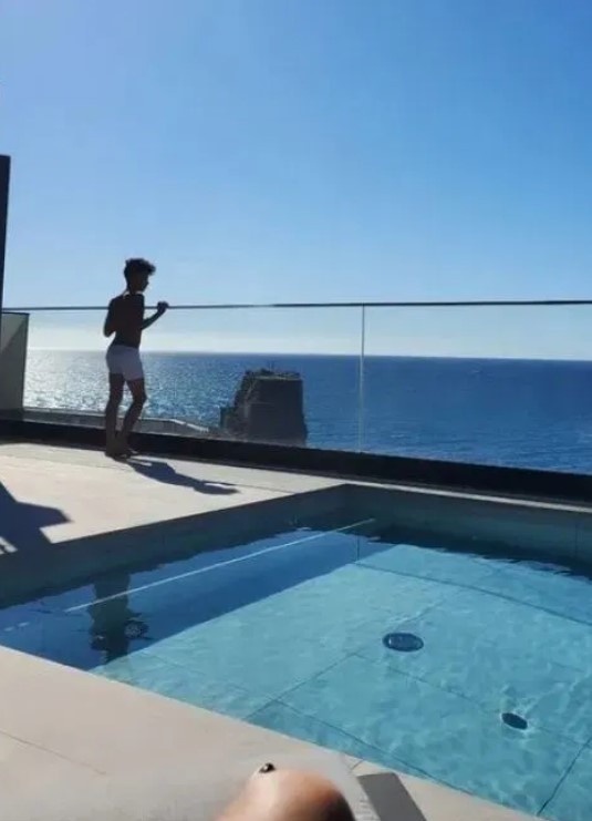  The rooftop boasts a stunning pool