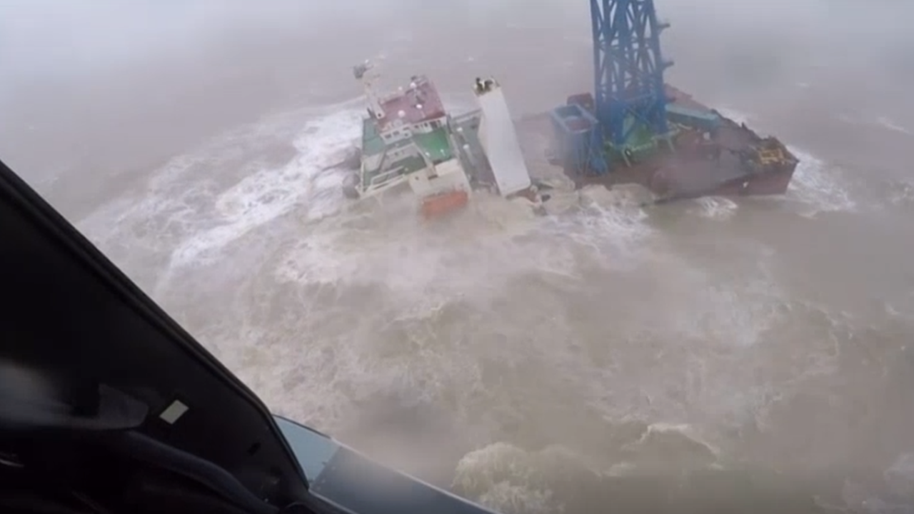 Dramatische Rettungsaktion: Schiff vor Chinas Küste in zwei Teile zerbrochen