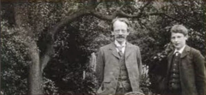 3f2885f8b1ac5bb3bda0a756eb0e5518?quality=uhq&resize=720