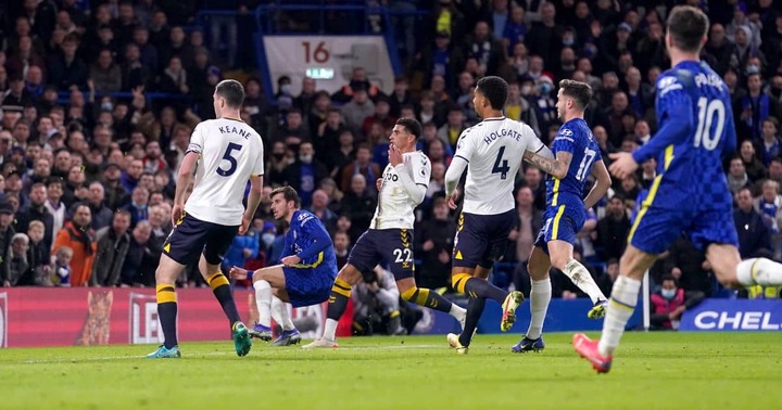 Wasteful Chelsea held by Everton as Pickford silences critics