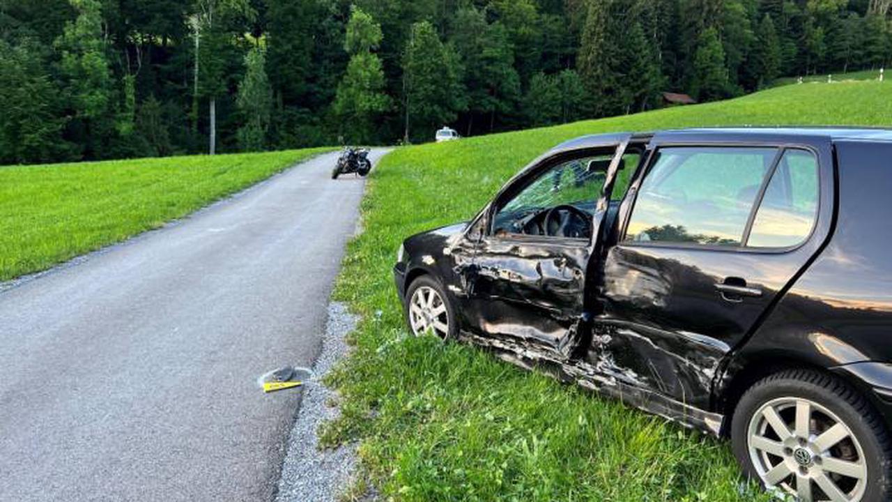 Tödlicher Unfall in Eggersriet SG - Kollision zwischen Auto und Töff endet tragisch