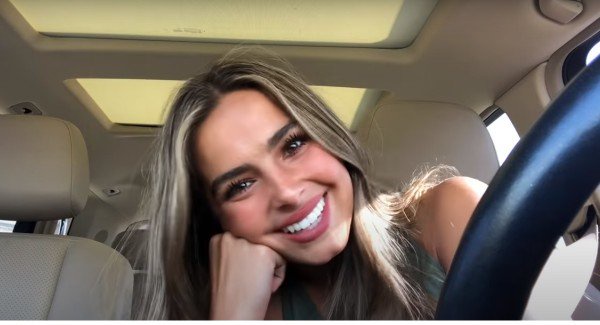 Addison Rae Was Not Kicked Out Of Designer Store Here S What Happened Opera News